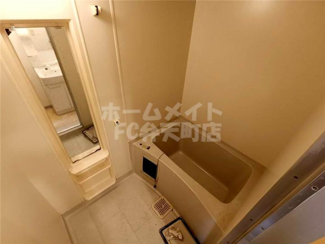 【浴室】 | ハイネス磯路 | きれいなお風呂です