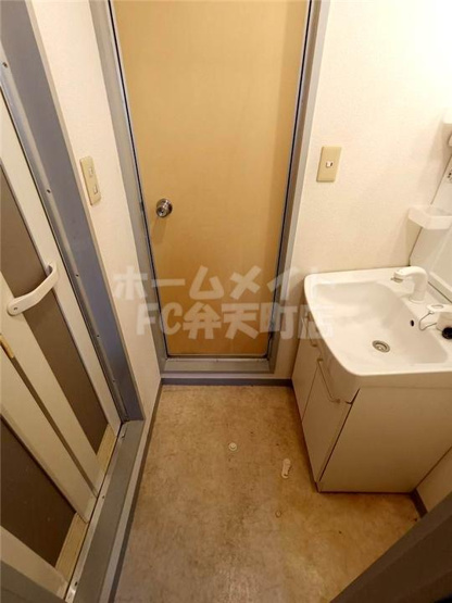 【内装】 | ハイネス磯路 | 明るい室内です