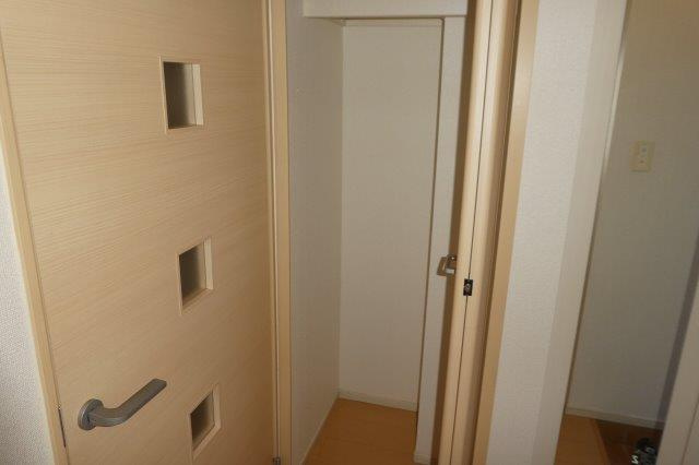 ポム・ダムールＡの収納|廊下収納