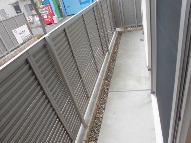 クローバーハウスのバルコニー