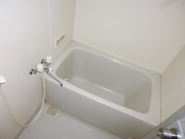 ネオパストラルの浴室