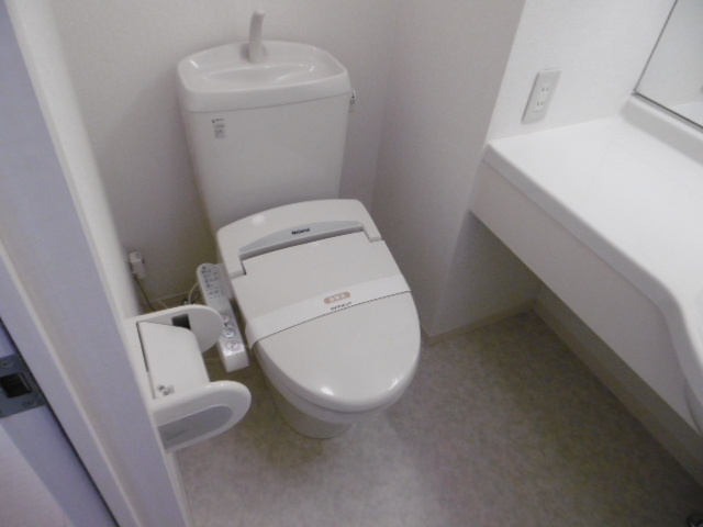 【トイレ】 | ヴィル・オランジュD