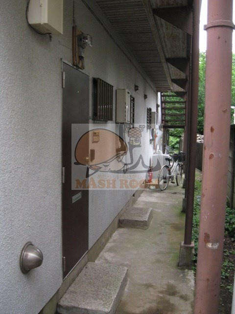 フレンドハイツのエントランス