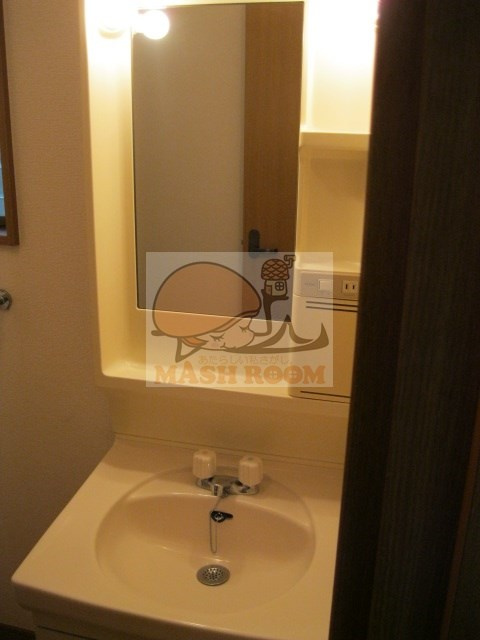 フレンドハイツの独立洗面台