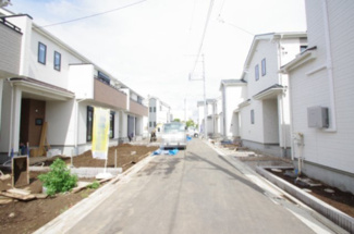 【前面道路含む現地写真】 | 【仲介手数料無料！！】府中市日新町3丁目　新築戸建て（全16棟）M号棟　5550万円