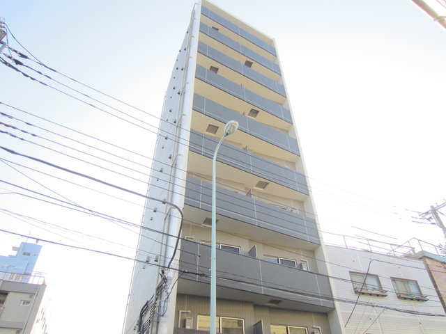 メイクスデザイン王子神谷の外観|目の前は環七通り沿いです☆