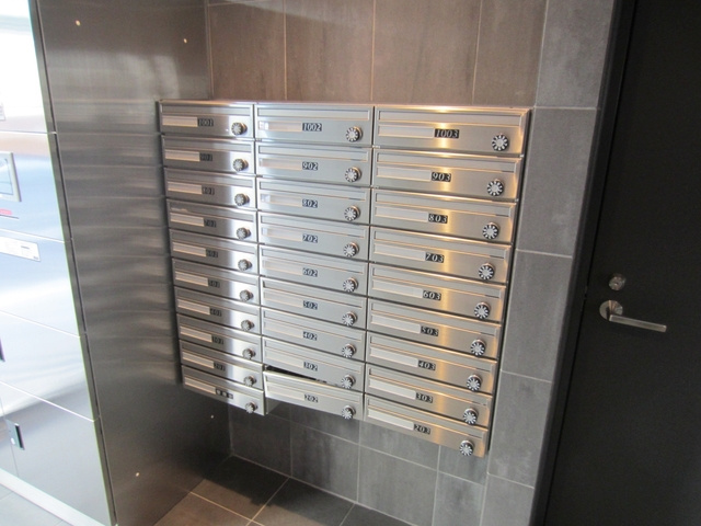 メイクスデザイン王子神谷のその他共用部分|集合ポストです☆