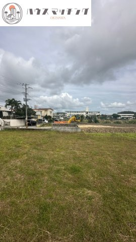 豊見城市字長堂の売地の前面道路含む現地写真|2026年1月末撮影の現地写真／造成工事に着手しました！