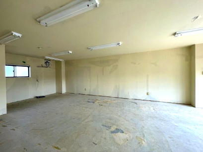 ジョナサン　今之浦ビルの内装