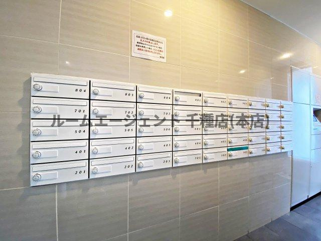 パルティール御器所のエントランス