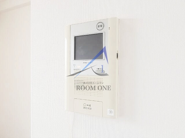 グランヴァンラクシス東大島のセキュリティ|モニター付きインターホンです。