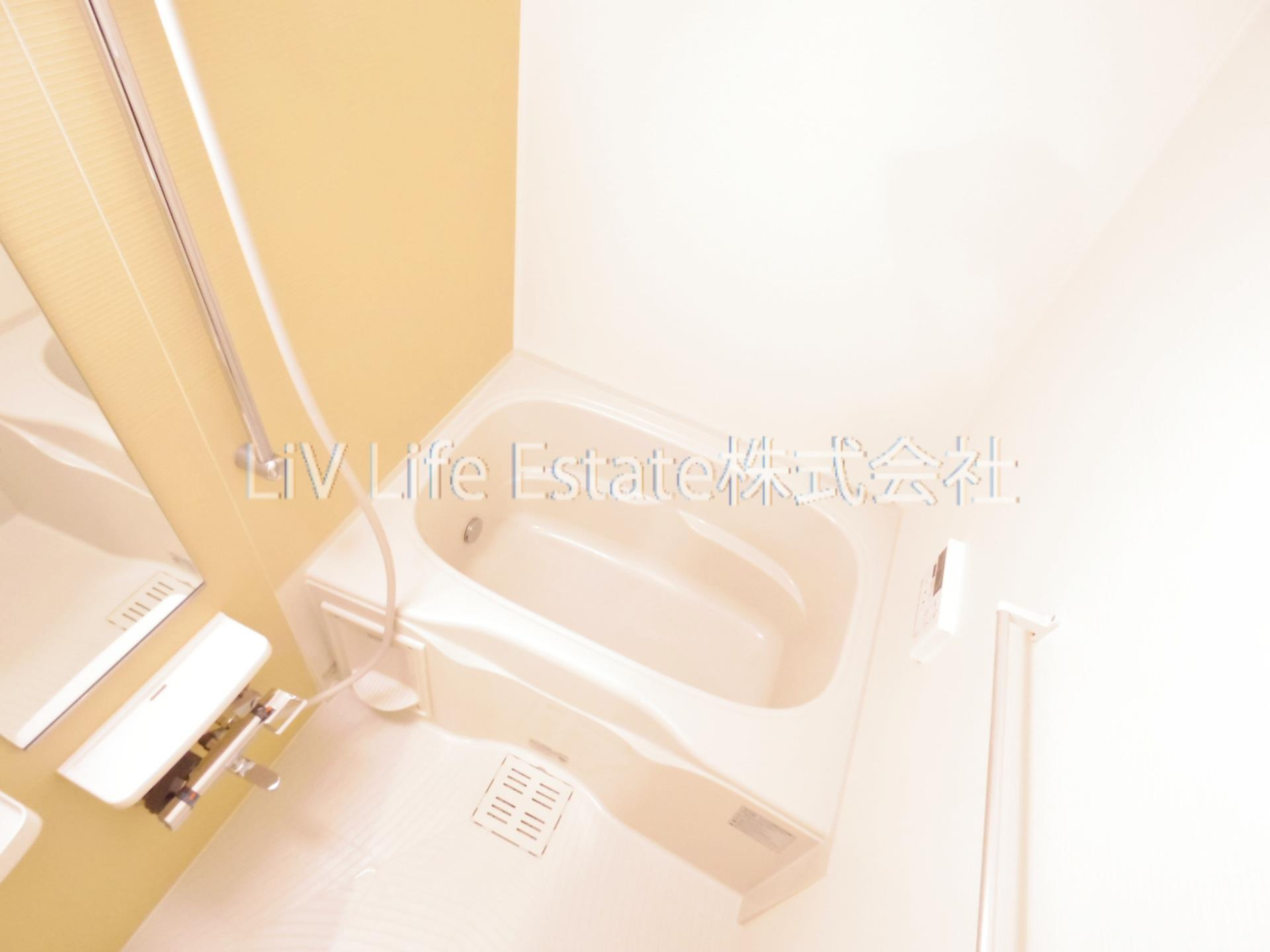 サンフォ二ア小平の浴室