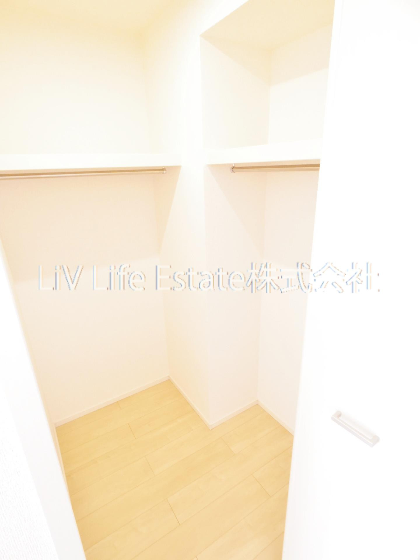 サンフォ二ア小平の収納