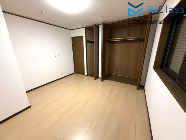 中古戸建　神戸市北区北五葉5丁目16の洋室|広々とした洋室です