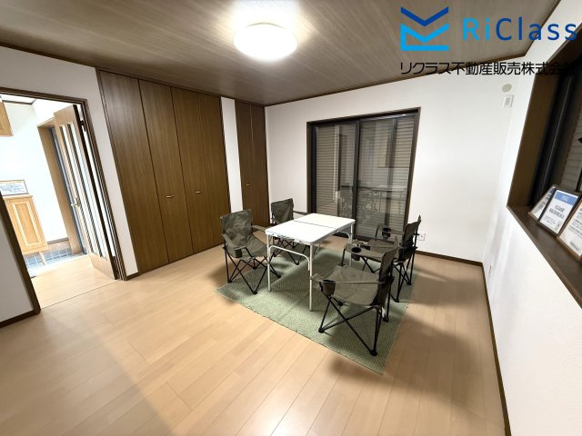 中古戸建　神戸市北区北五葉5丁目16の居間・リビング|リビングです