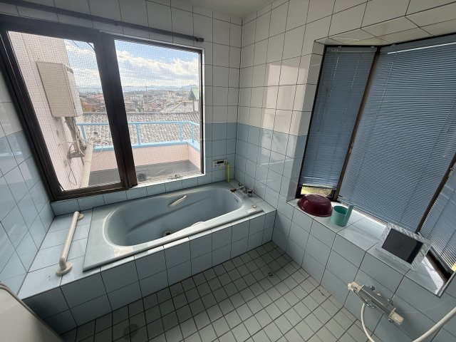 [診療所居宅]藤岡市藤岡856-1,4の浴室