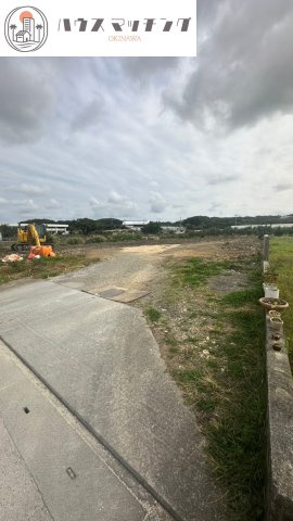 豊見城市字長堂の売地の前面道路含む現地写真|2026年1月末撮影の現地写真／造成工事に着手しました！