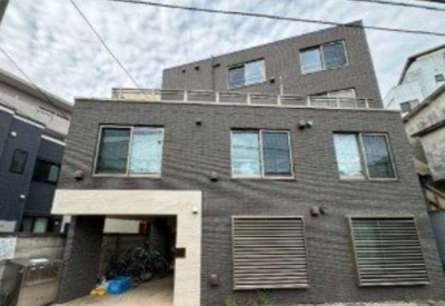 【外観】 | ルーデンス方南町 | 鉄筋コンクリート造のがっちりとした建物。