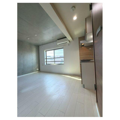 【居間・リビング】 | ルーデンス方南町 | 5.9帖のきれいな洋室。