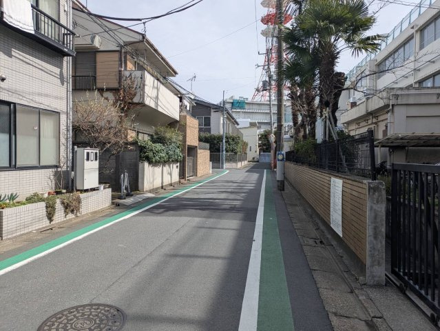 目黒区中央町１丁目の倉庫