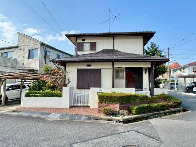 草津市桜ケ丘4丁目　建築条件無し売土地の外観|閑静な住宅地で、のびのびと暮らせる環境です。