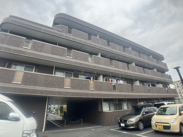 グランパシフィックの外観