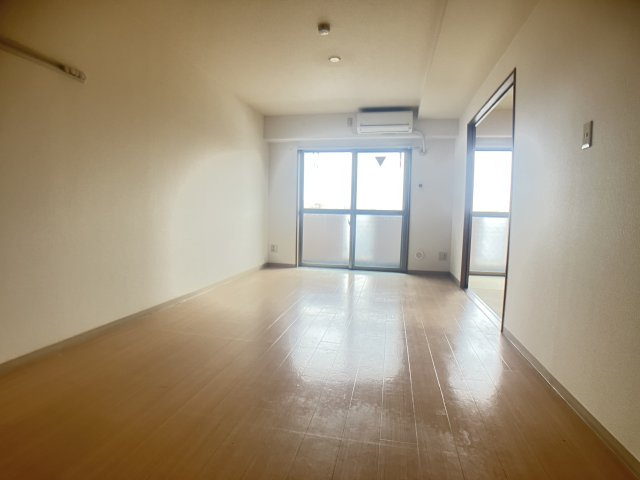 グランパシフィックの居間・リビング