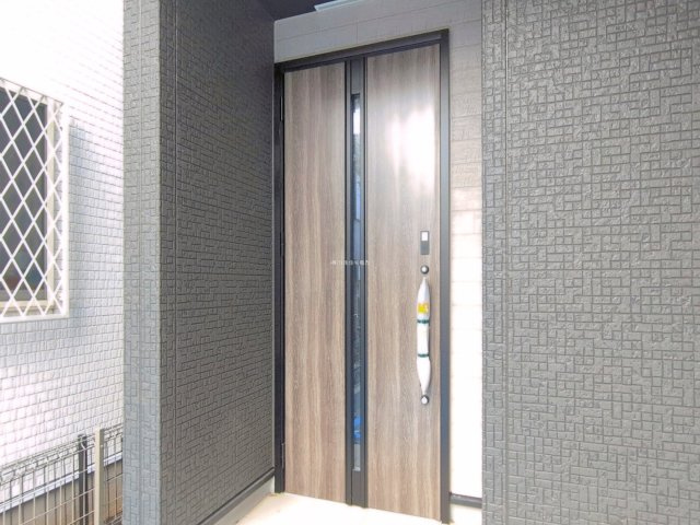 ふじみ野市福岡武蔵野の新築一戸建の玄関