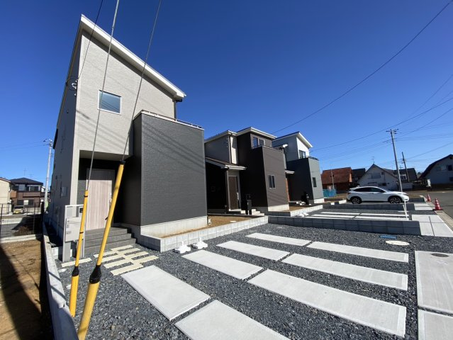 八街市八街に　いろどりアイタウン　新築戸建全3棟1号棟の外観