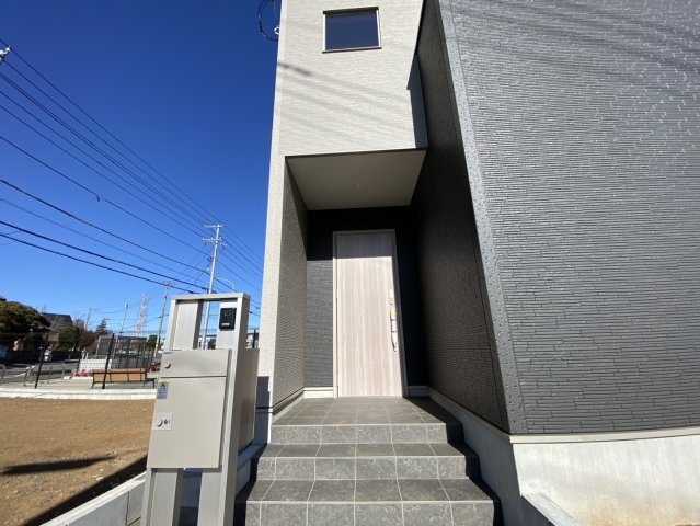 八街市八街に　いろどりアイタウン　新築戸建全3棟1号棟のバルコニー