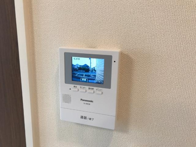 【内装】 | スタイリッシュ | カメラ付インターホン