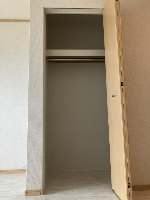 ドゥムールストレチアの収納