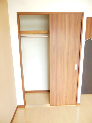 大阪市都島区内代町２丁目の賃貸マンションの収納