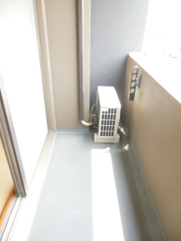 大阪市都島区内代町２丁目の賃貸マンションのバルコニー