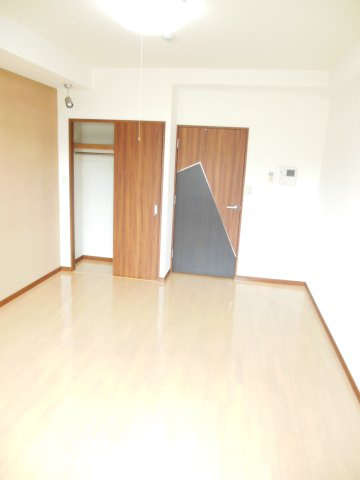 大阪市都島区内代町２丁目の賃貸マンションの寝室