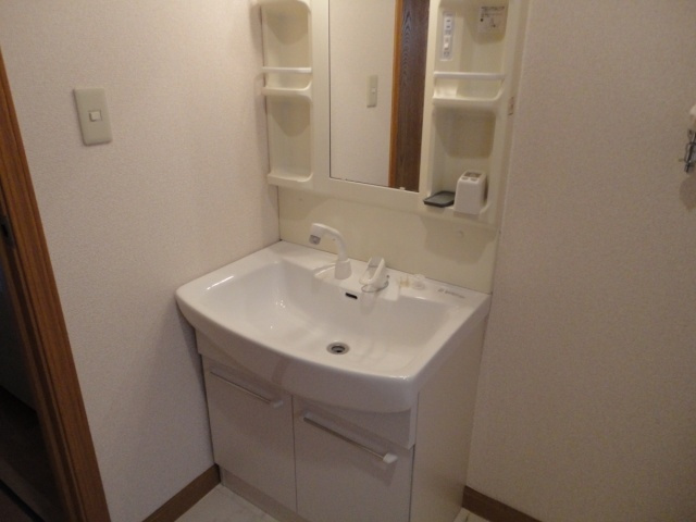 フラン神戸の独立洗面台