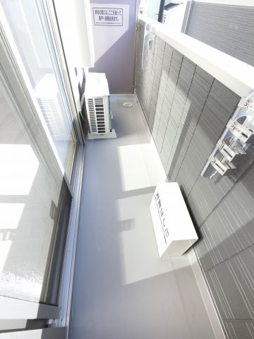 【バルコニー】