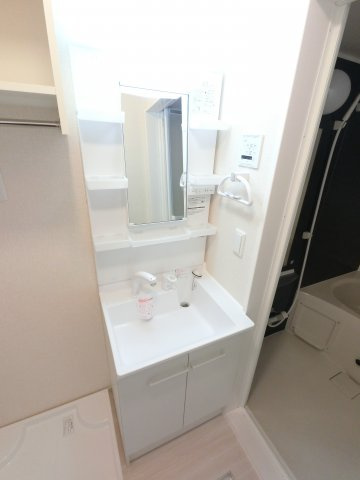 【独立洗面台】