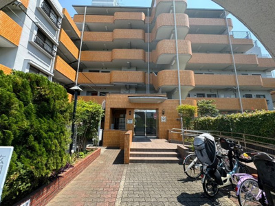 【外観】 | ふぁみーゆ堺 | お料理に集中しやすい壁付けキッチンです！毎日のお料理も楽しく出来ますね！