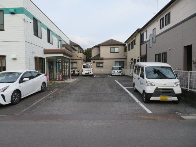 さいたま市見沼区深作２丁目の店舗事務所