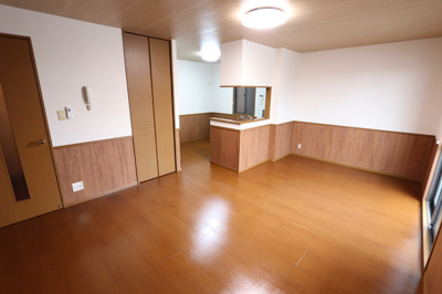 【居間・リビング】 | ヴェルドミール川口　A棟 | LDK15帖