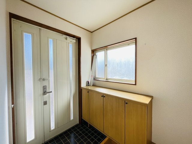 【玄関】 | 比企郡嵐山町廣野　中古戸建