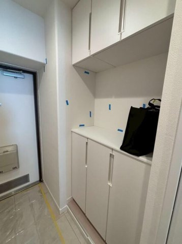 新松戸西パークハウスB棟の玄関