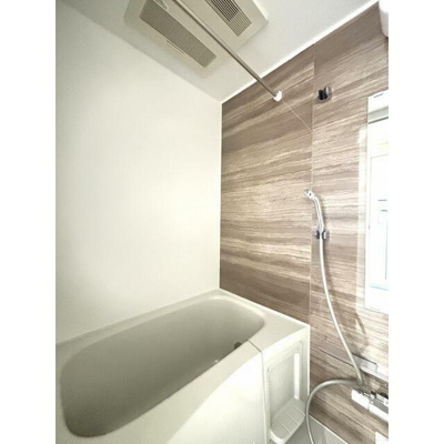 【浴室】 | ウェルスクエア新中野Ⅱ | 追い焚き機能、浴室乾燥機付きバス。