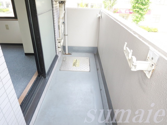 ジュネスⅡのバルコニー|☆バルコニーに物干しスペースあります☆