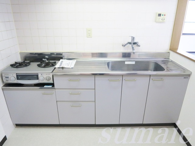 ジュネスⅡのキッチン|☆グリル付の二口ガスコンロ設置済みです☆