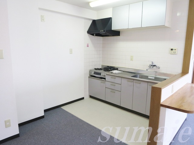 ジュネスⅡのキッチン|☆冷蔵庫も食器棚も余裕で置けちゃいます☆