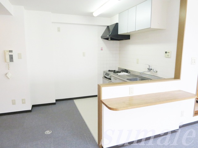 ジュネスⅡのキッチン|☆キッチンスペース広いです☆