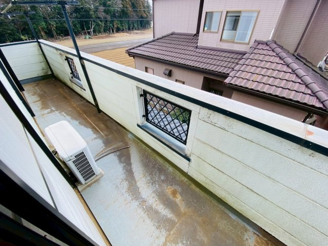 八街ろ　中古戸建のバルコニー