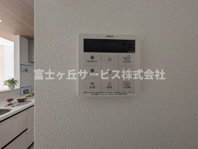【発電・温水設備】 | 磐田市福田 2期 新築一戸建て 2号棟 | 温水設備です